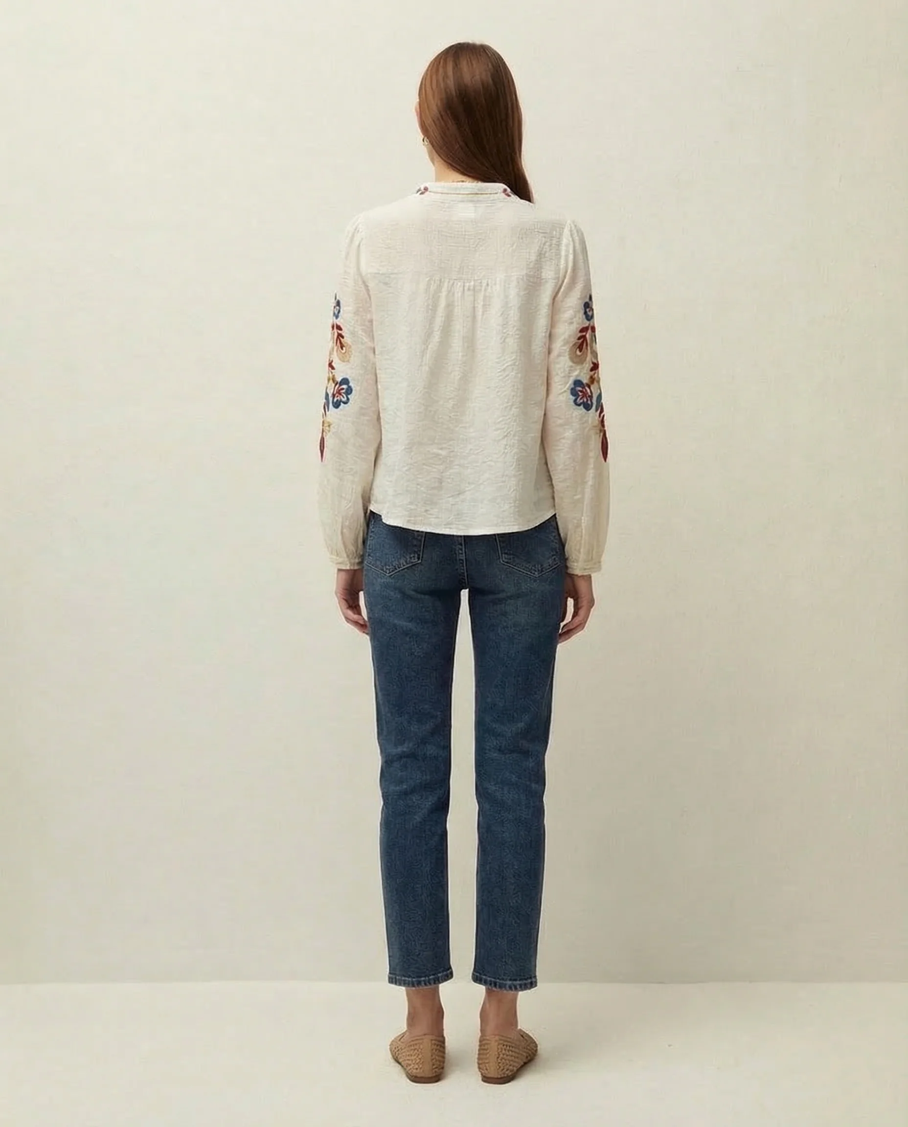 Camisa bordada cuello mao - Image 2