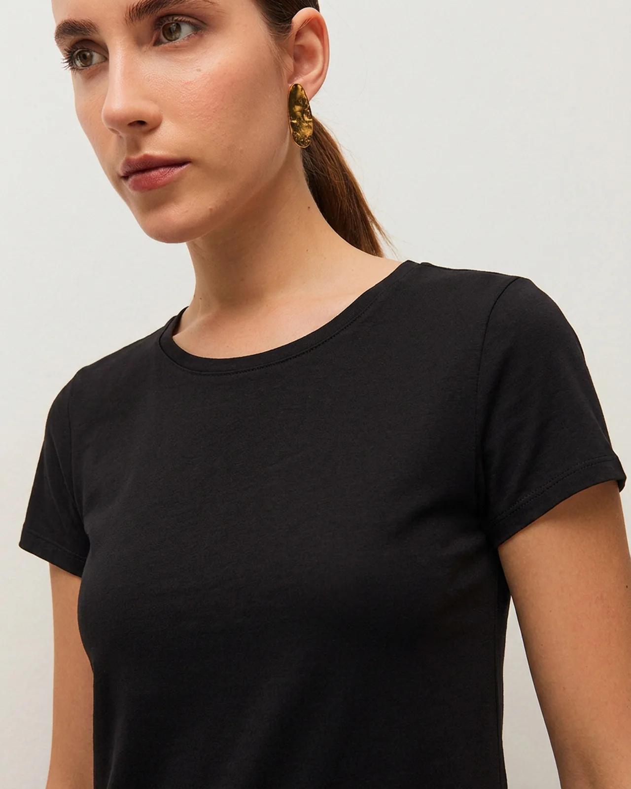 Vestido midi con abertura trasera - Image 2